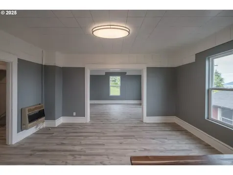 640 8th Street Astoria OR 97103