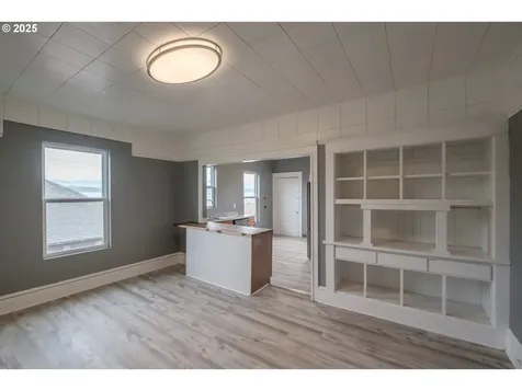 640 8th Street Astoria OR 97103
