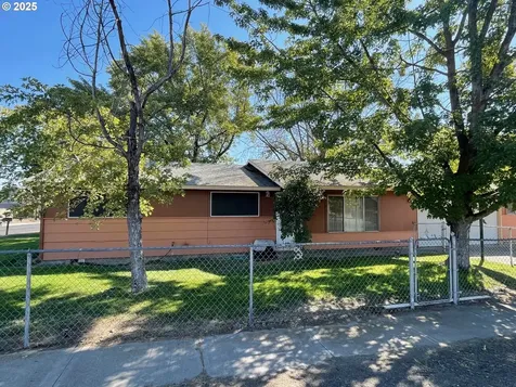 490 NW 3rd Street Hermiston OR 97838