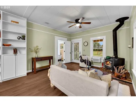 4114 NW 153rd Street Vancouver WA 98685