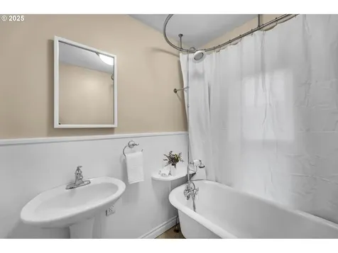 4114 NW 153rd Street Vancouver WA 98685