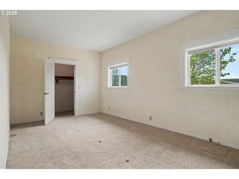 11874 Hazelgreen Road NE Silverton OR 97381