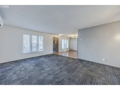 1050 Barstow Avenue Eugene OR 97404