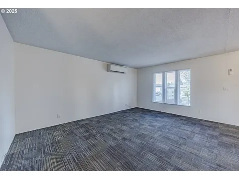 1050 Barstow Avenue Eugene OR 97404