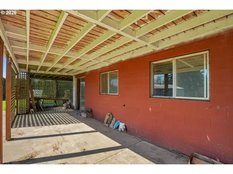 70896 Neer City Road Rainier OR 97048