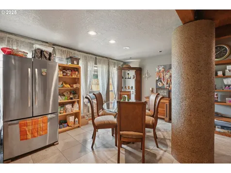 16777 S Henrici Road Oregon City OR 97045