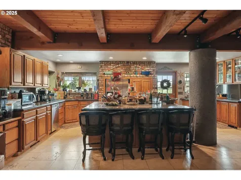 16777 S Henrici Road Oregon City OR 97045