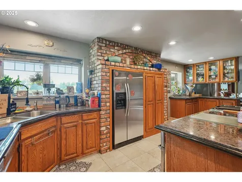 16777 S Henrici Road Oregon City OR 97045