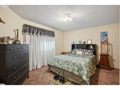 16777 S Henrici Road Oregon City OR 97045