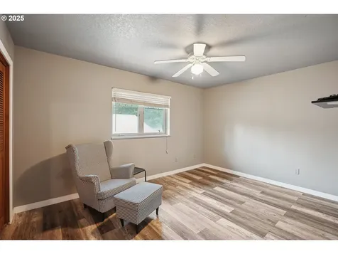 16777 S Henrici Road Oregon City OR 97045