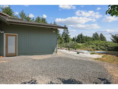 16777 S Henrici Road Oregon City OR 97045