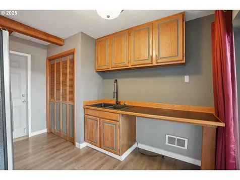 16777 S Henrici Road Oregon City OR 97045