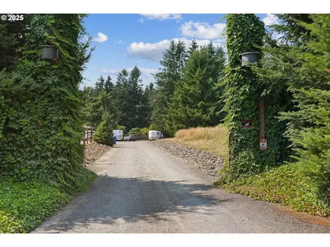 16777 S Henrici Road Oregon City OR 97045