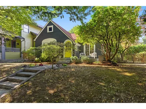 3243 NE 14th Avenue Portland OR 97212