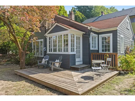 3243 NE 14th Avenue Portland OR 97212