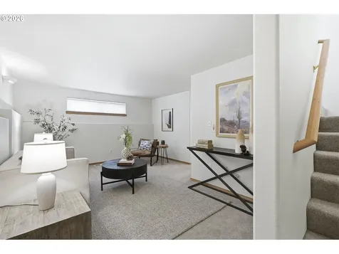8702 NE Glisan Street Portland OR 97220