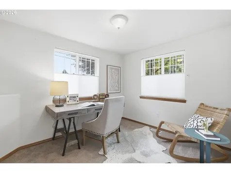 8702 NE Glisan Street Portland OR 97220