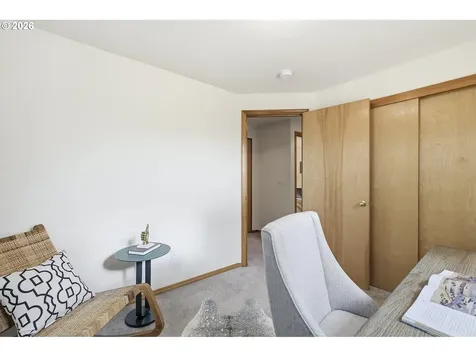 8702 NE Glisan Street Portland OR 97220