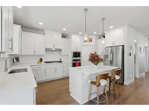 2814 NW Shadden Drive Mcminnville OR 97128