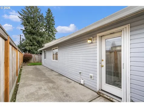 16203 NE 8th Street Vancouver WA 98684
