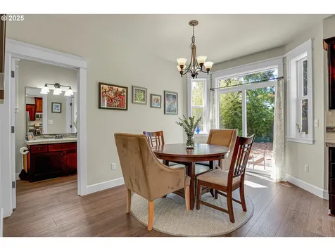 5826 SE Flavel Street Portland OR 97206