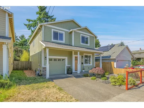 5826 SE Flavel Street Portland OR 97206