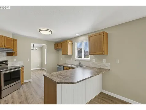 15811 NE 34th Street Vancouver WA 98682