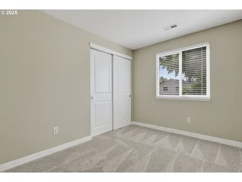 15811 NE 34th Street Vancouver WA 98682