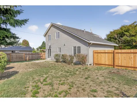 15811 NE 34th Street Vancouver WA 98682