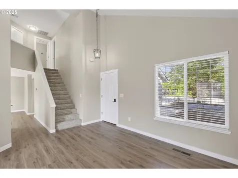 15811 NE 34th Street Vancouver WA 98682