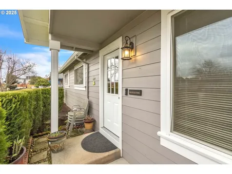 925 S Magnolia Street Cornelius OR 97113
