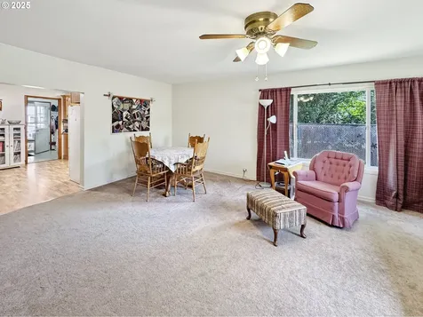 1008 F Street Centralia WA 98531