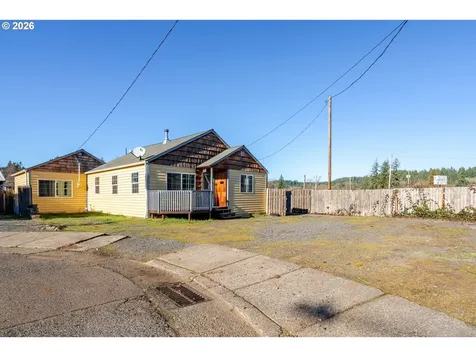 1360 2nd Avenue Sweet Home OR 97386