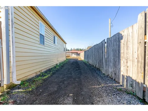 1360 2nd Avenue Sweet Home OR 97386