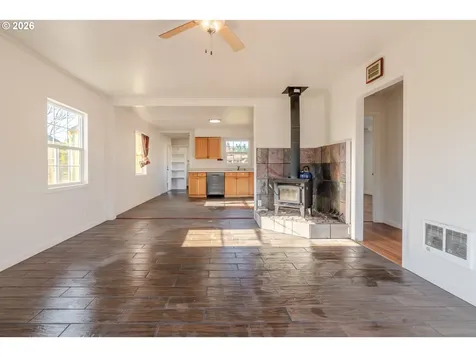 1360 2nd Avenue Sweet Home OR 97386