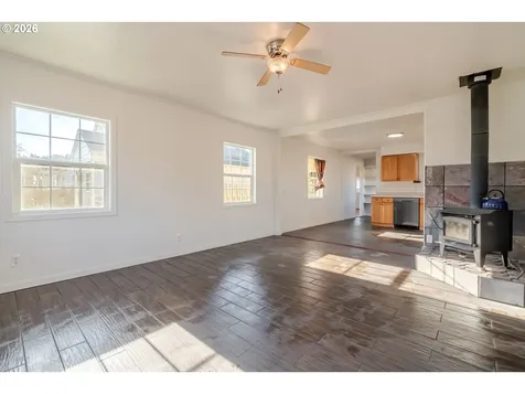 1360 2nd Avenue Sweet Home OR 97386
