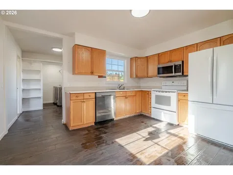 1360 2nd Avenue Sweet Home OR 97386