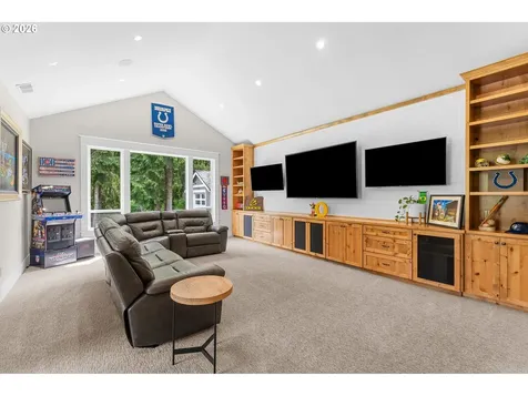 17847 S Hidden Lake Drive Oregon City OR 97045