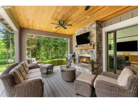 17847 S Hidden Lake Drive Oregon City OR 97045