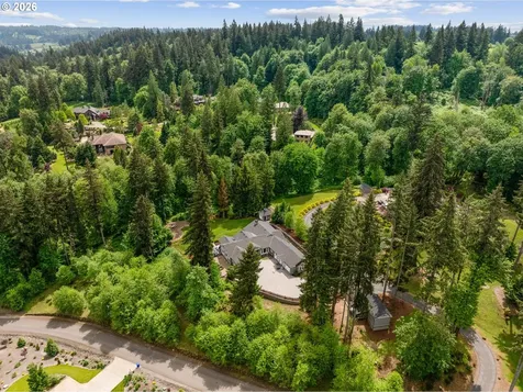 17847 S Hidden Lake Drive Oregon City OR 97045