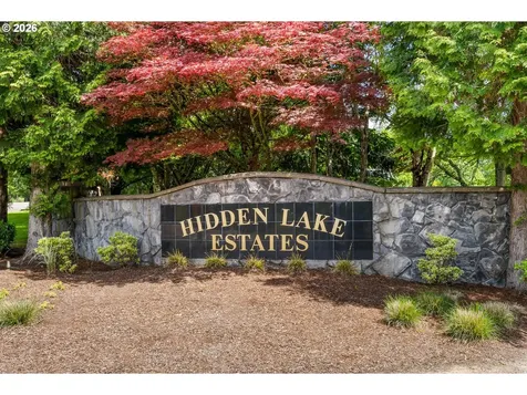 17847 S Hidden Lake Drive Oregon City OR 97045