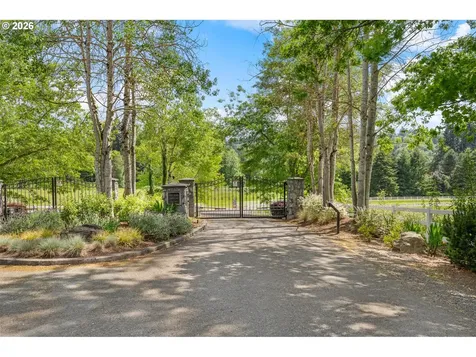 17847 S Hidden Lake Drive Oregon City OR 97045