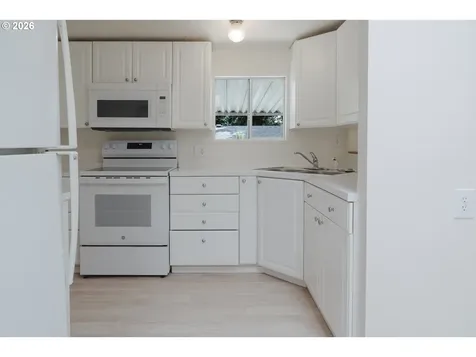 8851 SE Shadow Brook Court Clackamas OR 97015