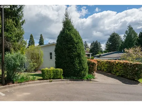 8851 SE Shadow Brook Court Clackamas OR 97015