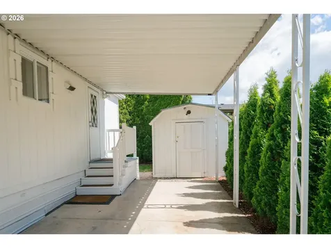 8851 SE Shadow Brook Court Clackamas OR 97015