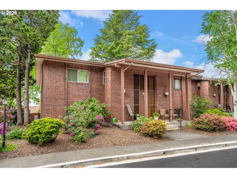 11490 SW Crown Drive King City OR 97224
