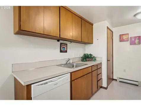 11490 SW Crown Drive King City OR 97224