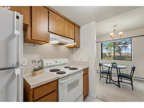 11490 SW Crown Drive King City OR 97224