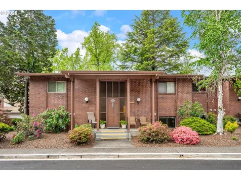 11490 SW Crown Drive King City OR 97224