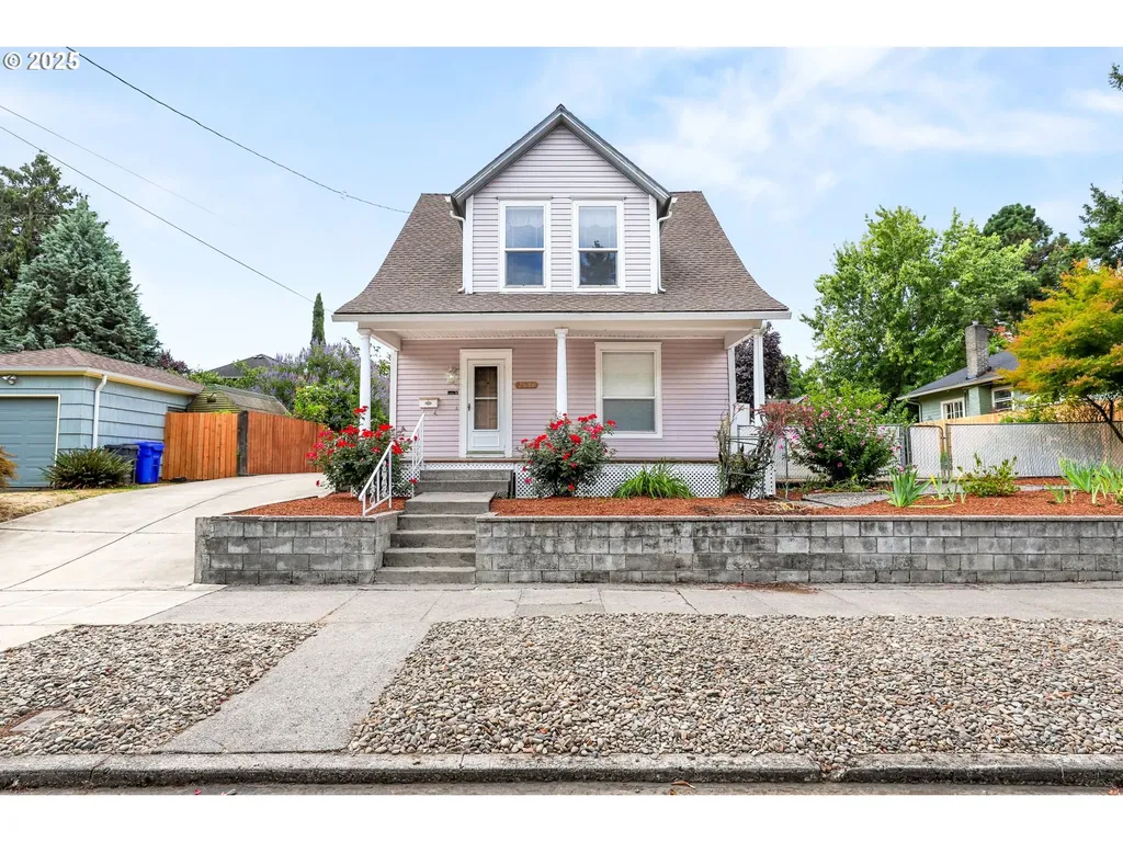 2834 N Terry Street Portland OR 97217
